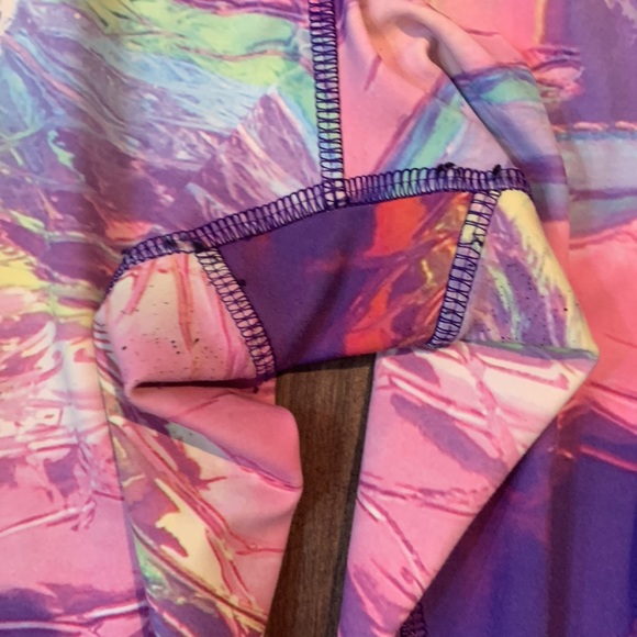 Colourful Reebok Leggings - Picture 2 of 2